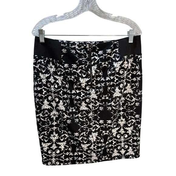 Roz &‎ Ali Womens Petite Pencil Skirt Size L Black & White Floral Damask Pattern - Picture 2 of 10